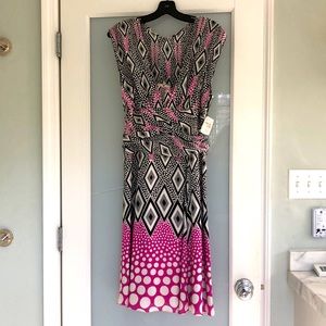 Beautiful silk dress by Temperly London. Size 8 new with tags!!
